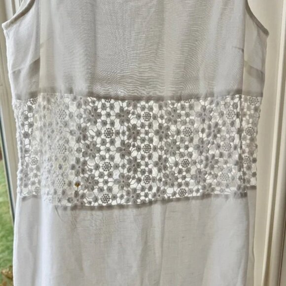 Tory Burch Floral Cut-Out Linen/Cotton Shift Dress in Size Medium - Picture 9 of 10